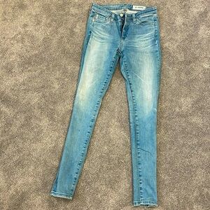 Mid-rise leggings style AG skinny Jeans